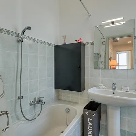 Casa Irene Centro Casino - Happy Σαν Ρέμο